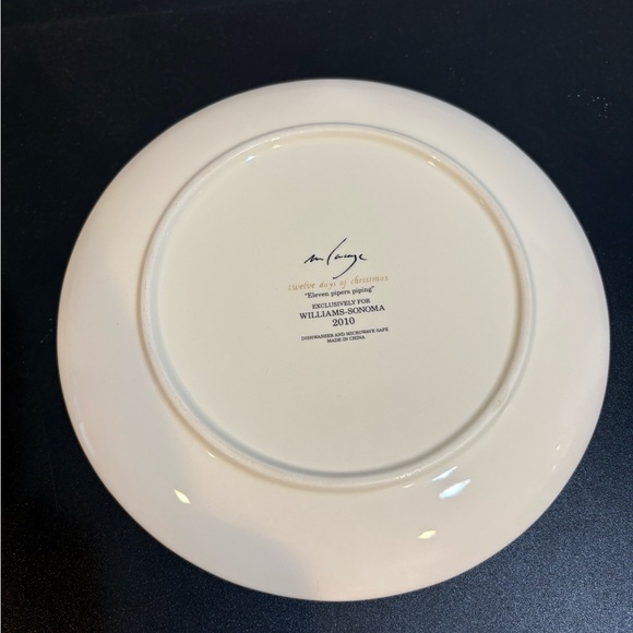 Williams Sonoma 12 Days of Christmas Dessert Appetizer Plate - Eleventh Day - Picture 2 of 2